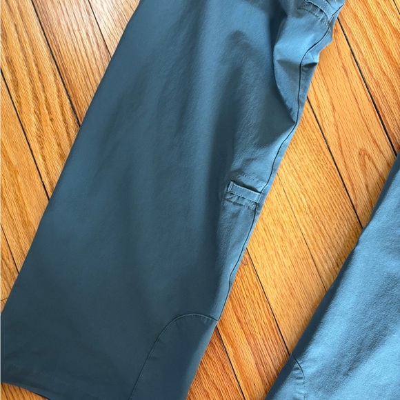 REI Women's Size 0 Hiking Pants (2 pairs!) - Picture 9 of 10